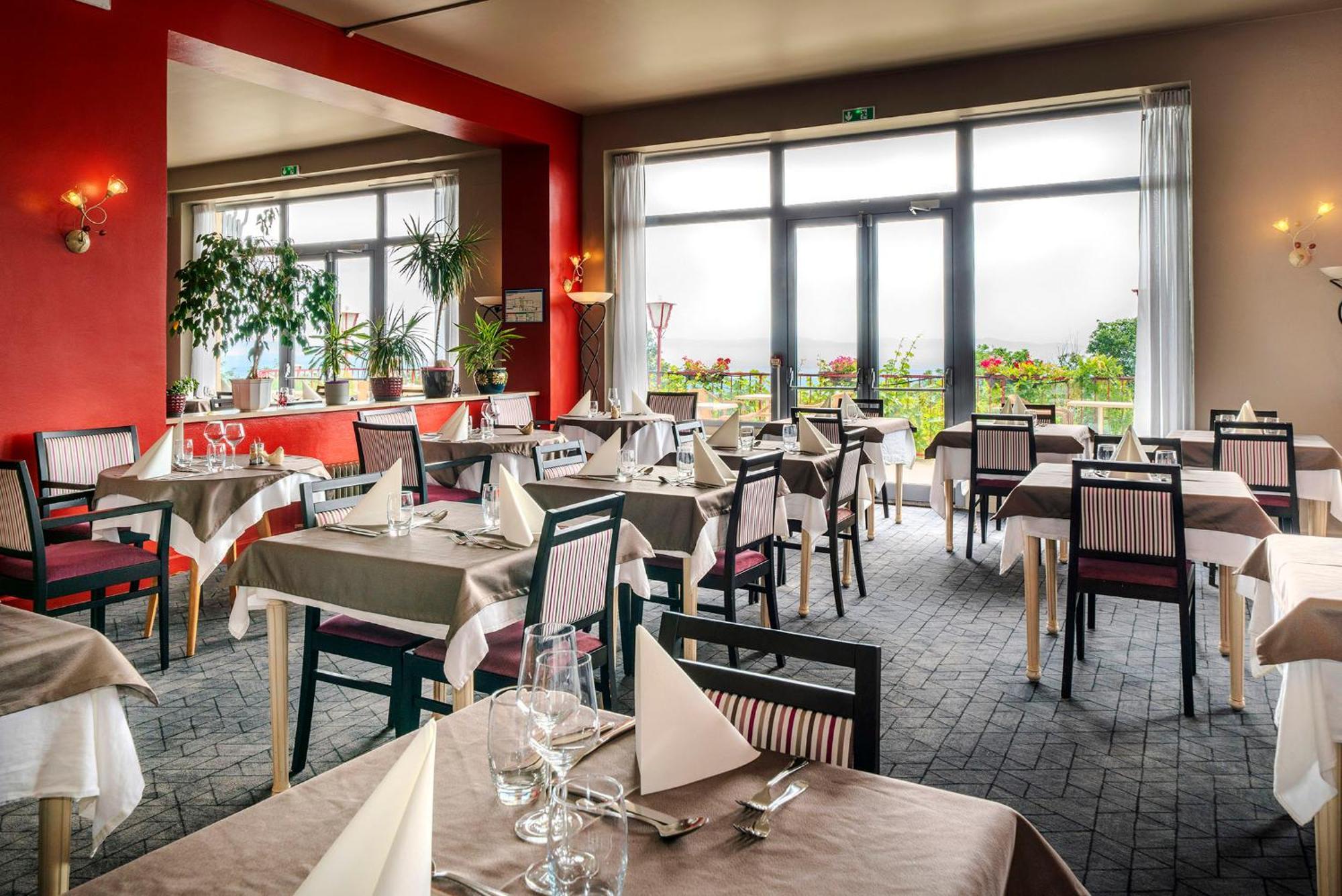Alexain Hotel Restaurant & Wellness - Colmar Ouest Trois-Épis Eksteriør billede
